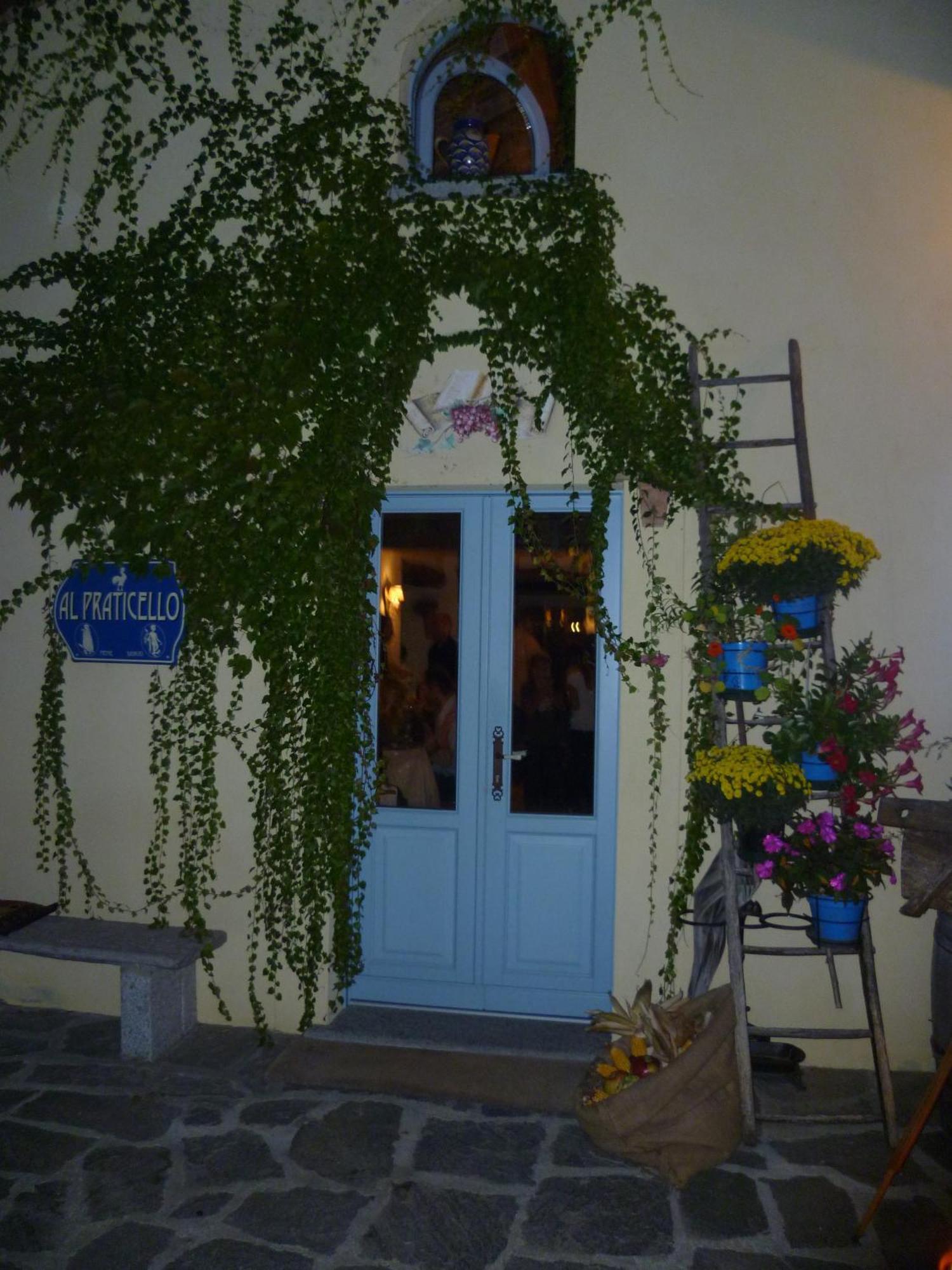 Locanda La Casetta Angera Exterior foto
