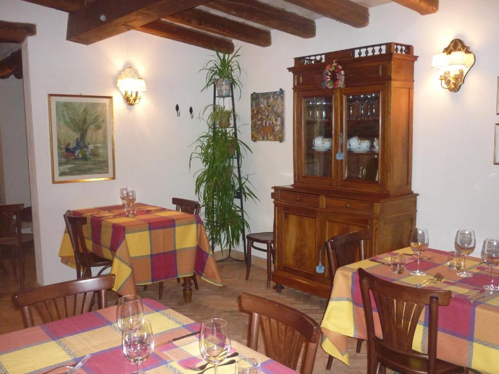 Locanda La Casetta Angera Exterior foto