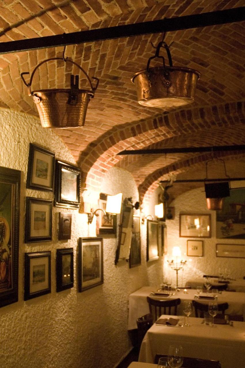 Locanda La Casetta Angera Exterior foto